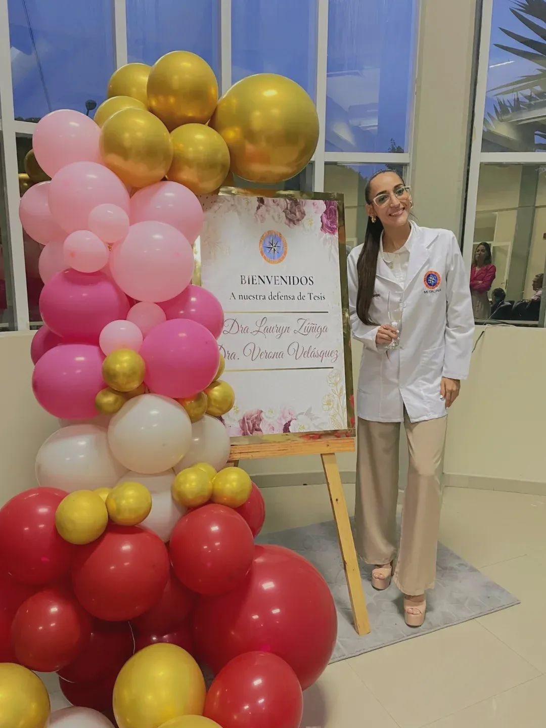 Dra. Verona Velásquez – Médica, miembro del Board Médico de KuraVox